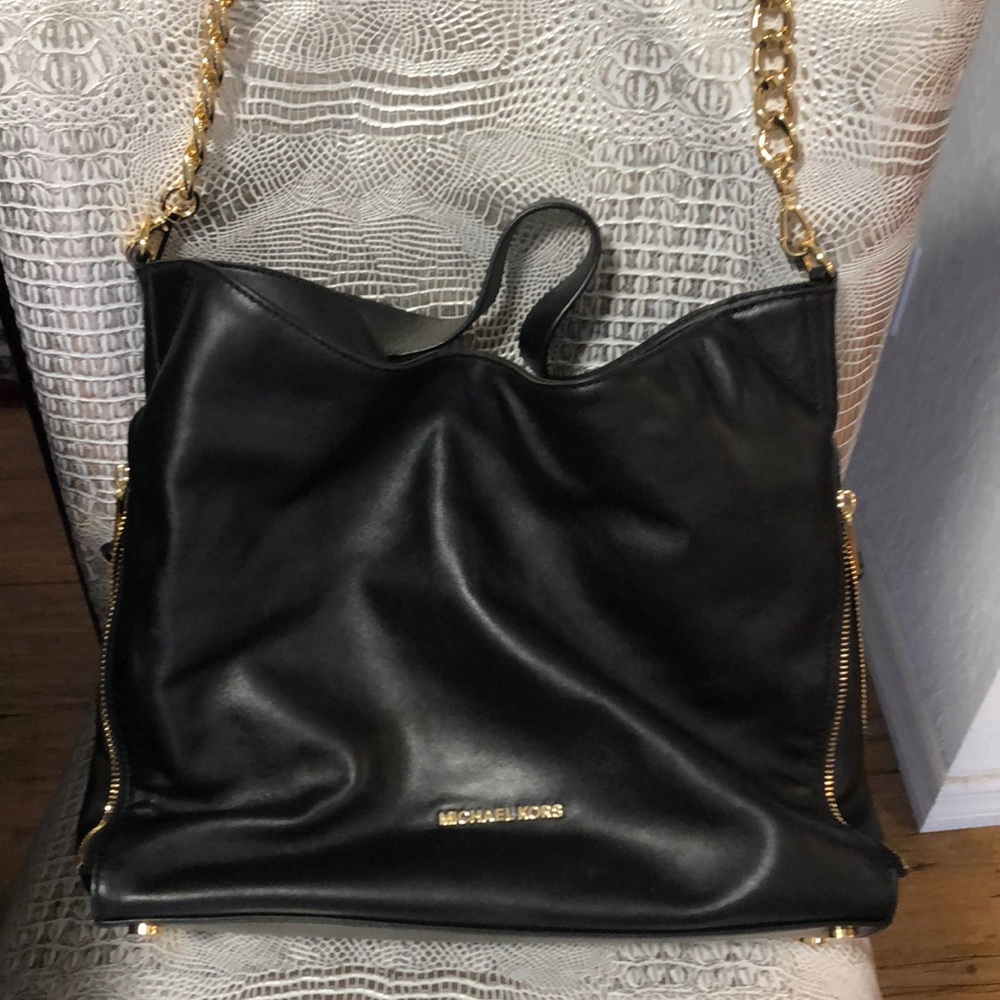 Michael Kors Authentic leather bag